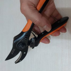 قیچی باغبانی آلمانی